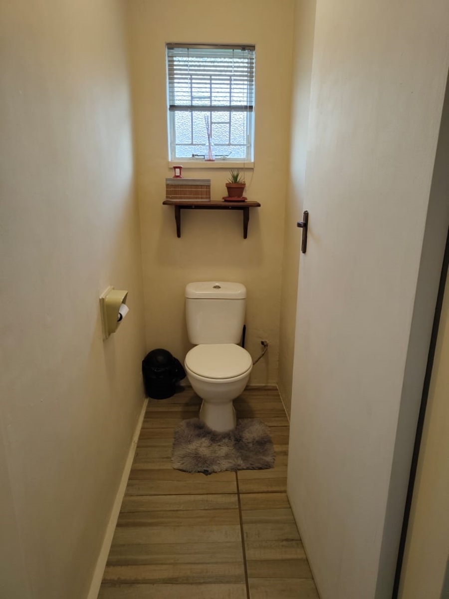 4 Bedroom Property for Sale in Collerville North West